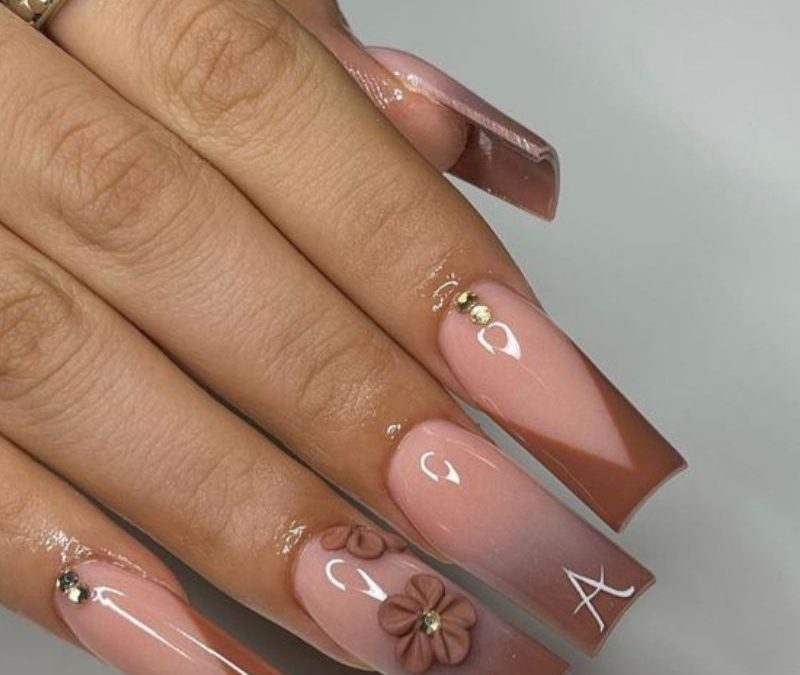 Acrylic Nail Designs: Trendy, Classy & Seasonal Nail Ideas