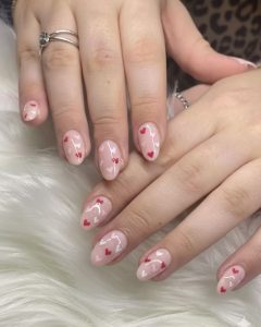 short valentines nails