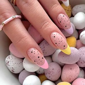 egg nail designs
